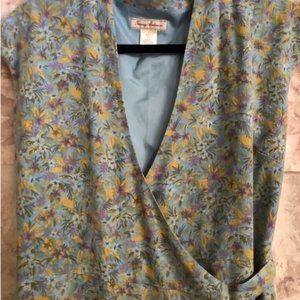 Tommy Bahama 100% Silk wrap Dress blue floral sz 8